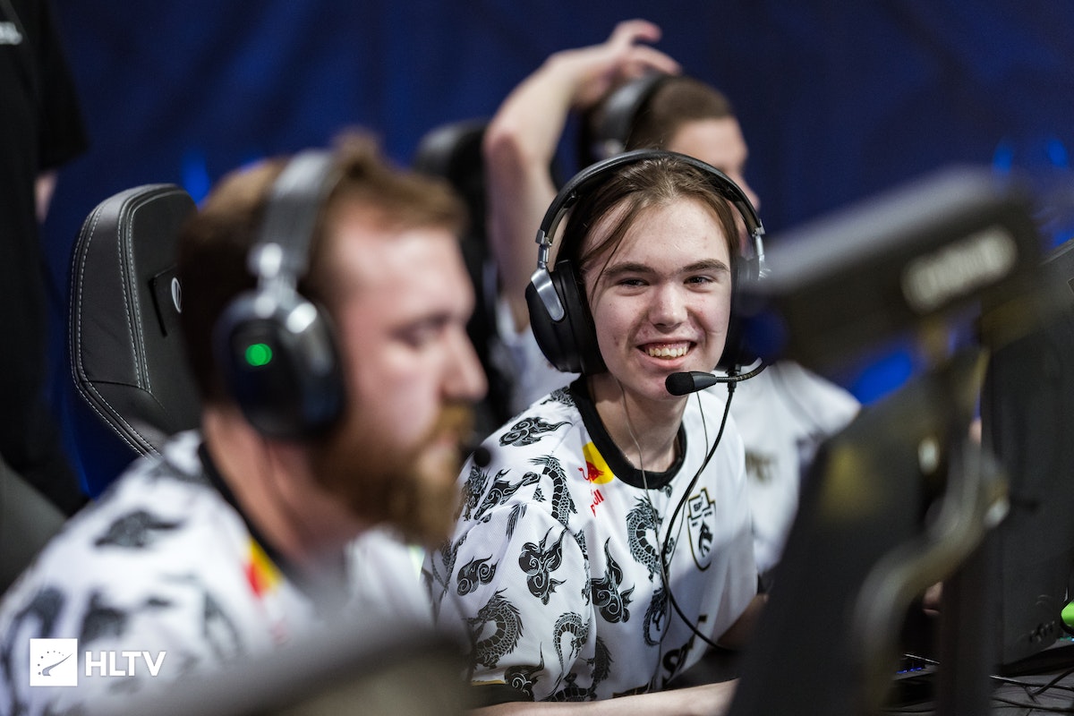 在此次比赛 在此次比赛